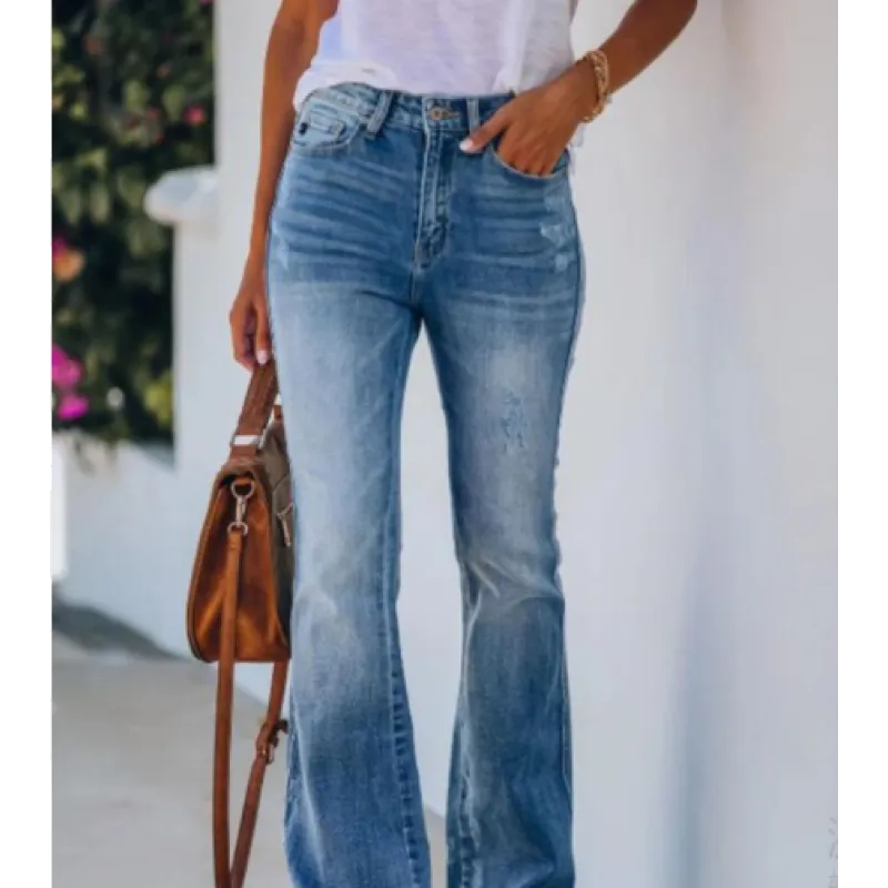 Elegante Damen Jeans Bootcut Stretch - IdealeKleiden