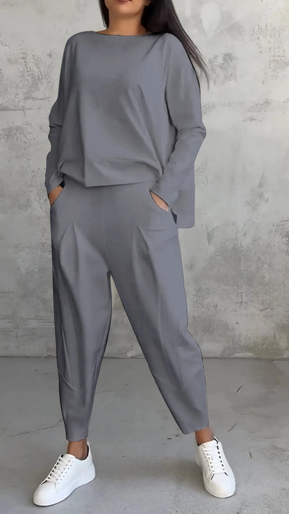Weite Lounge-Set: Übergröße Top und Hose aus Weichem Strick