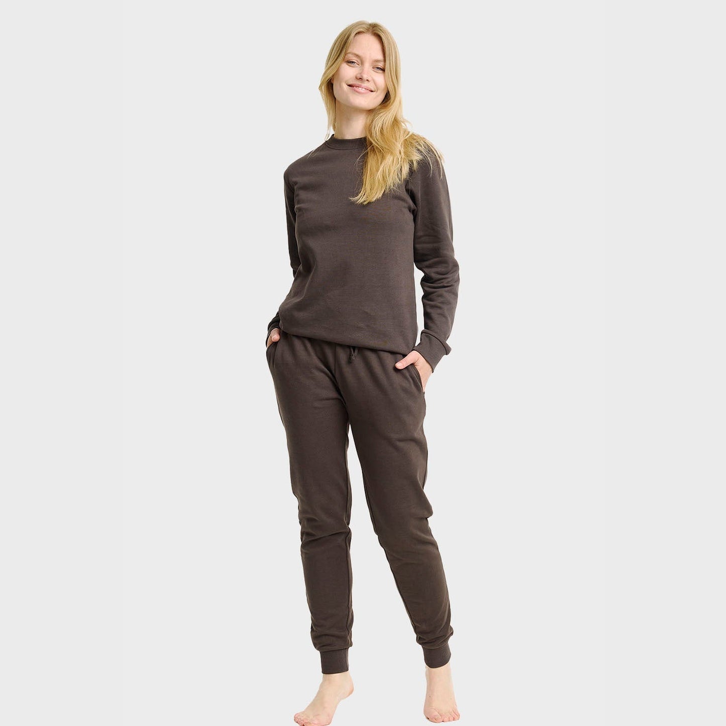 Bequemes Damen Sweatset Braun - IdealeKleiden