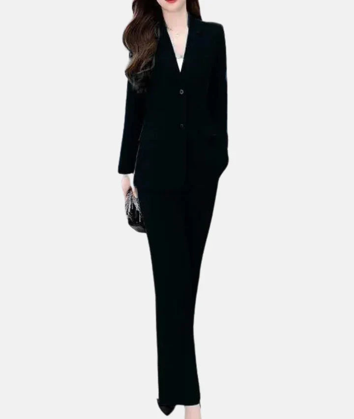 Chic business pants with slim-fit blazer