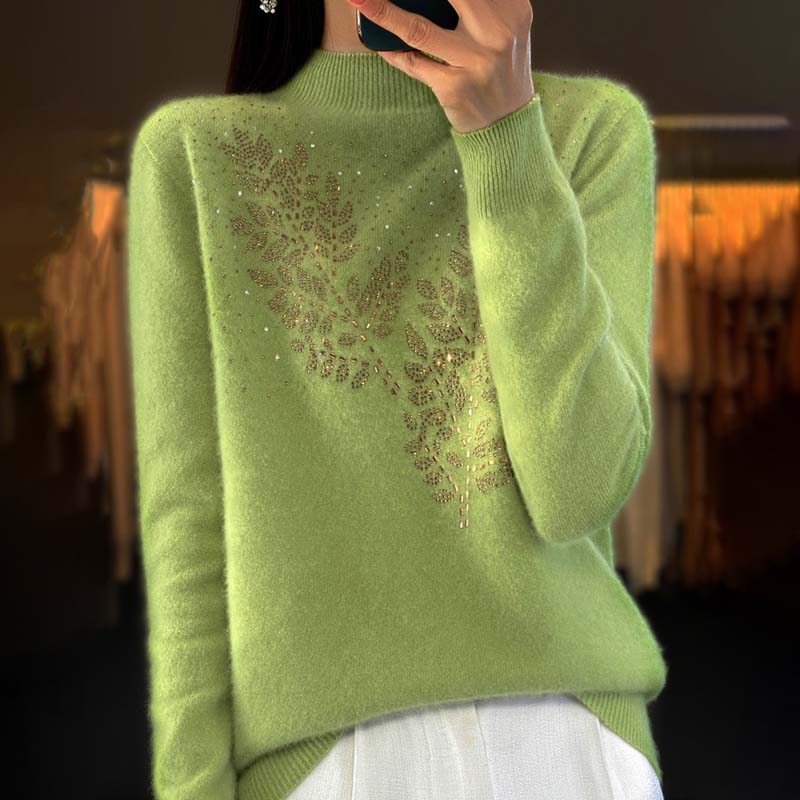 Women's Jumper with Delicate Floral Pattern