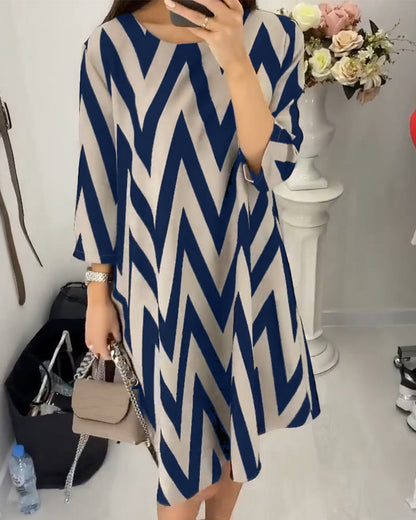 Fashionable Women's Dress With Print
