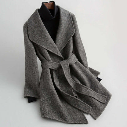 Modern Women's Jacket Tailored Fit
