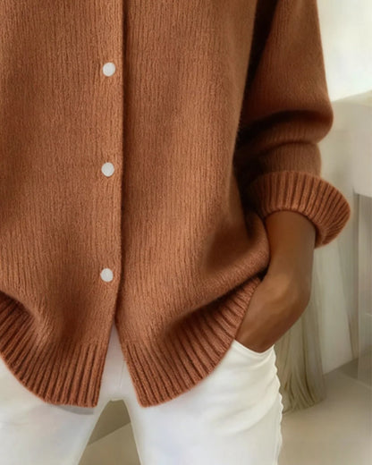 Elegante Pullover mit Revers in Einheitsfarbe - IdealeKleiden