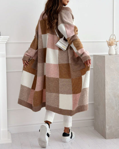 Casual cardigan with plaid pattern and pocket