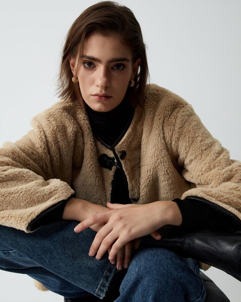 Eleganter Wintermantel Warm & Stilvoll - IdealeKleiden