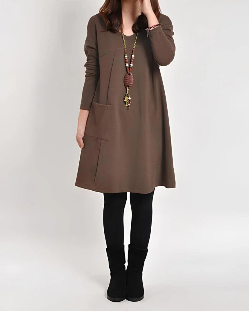 Comfortable Casual Dress With Practical Pockets