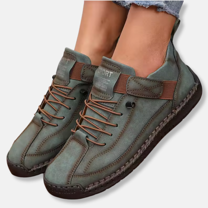 Water-Repellent Boots With Lacing And Non-Slip Sole