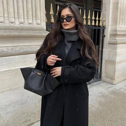 Elegant maxi coat with belt and stand-up collar