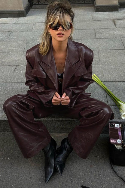 Stilvolle Lederjacke Damen Set - IdealeKleiden