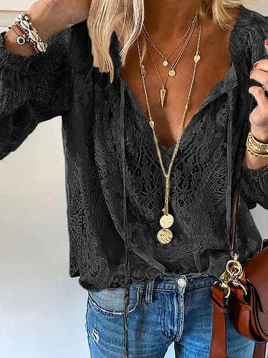 Elegant Women's Blouse Comfortable and Chic