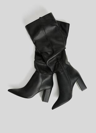 Vegan Boots Elegant Leather Look