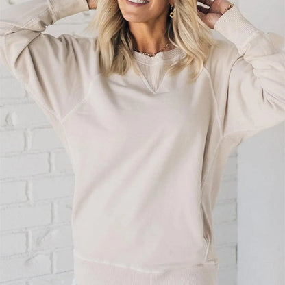 Fashionable Sweater With Pockets