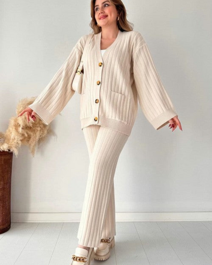 Fashionable 2-Piece Knit Outfit