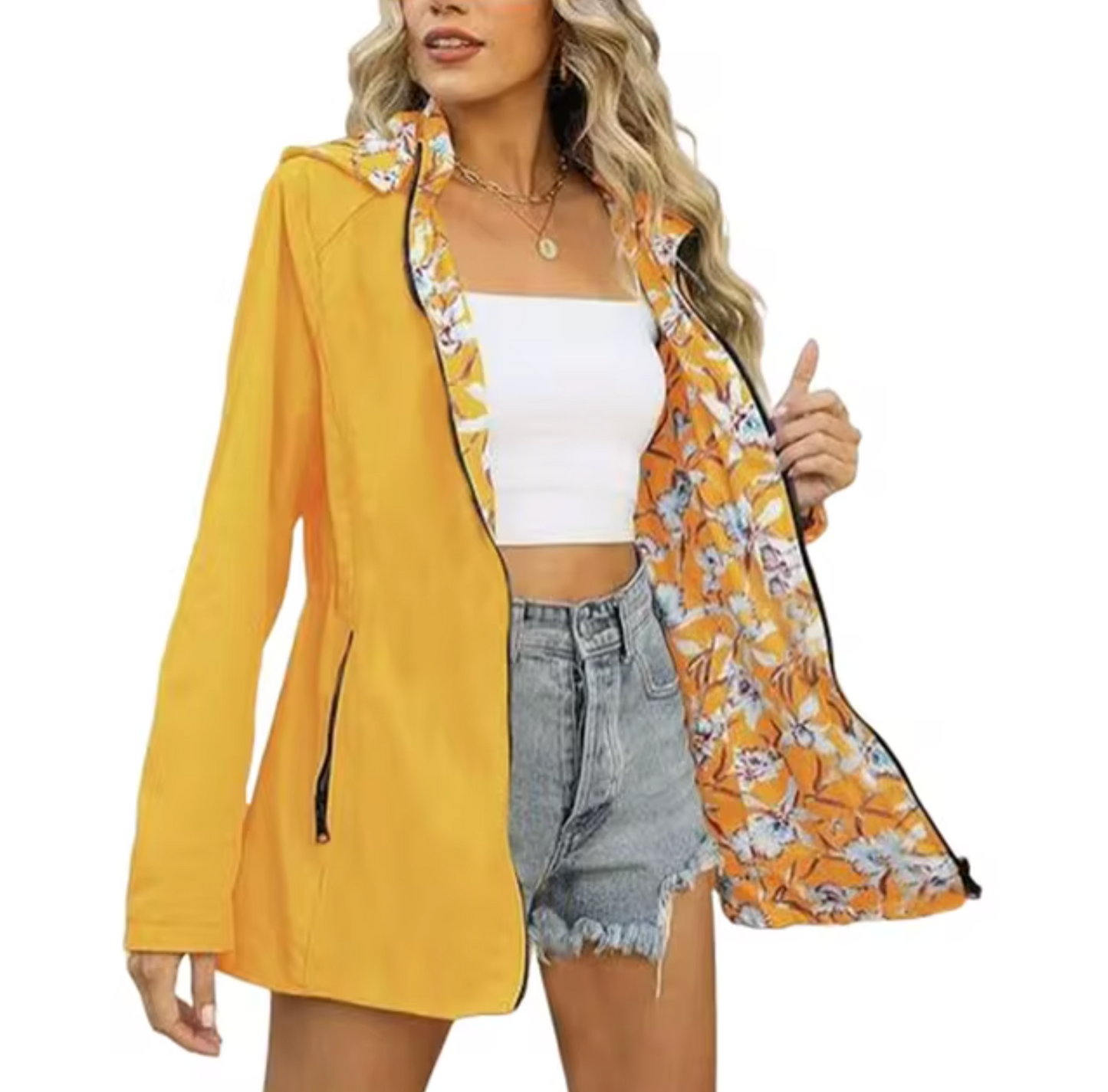 Practical outdoor jacket with a hood and trendy pattern