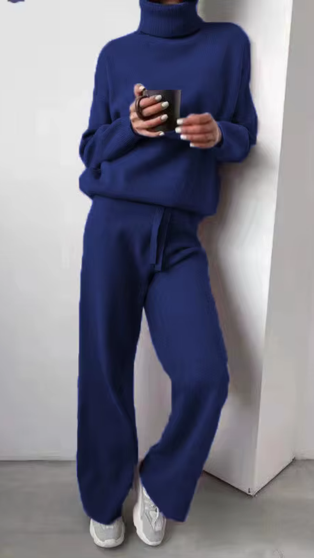 Comfortable Leisure Suit Chic and Comfortable