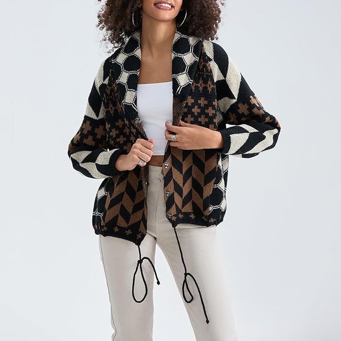 Stylish Women's Jacket with Trendy Pattern