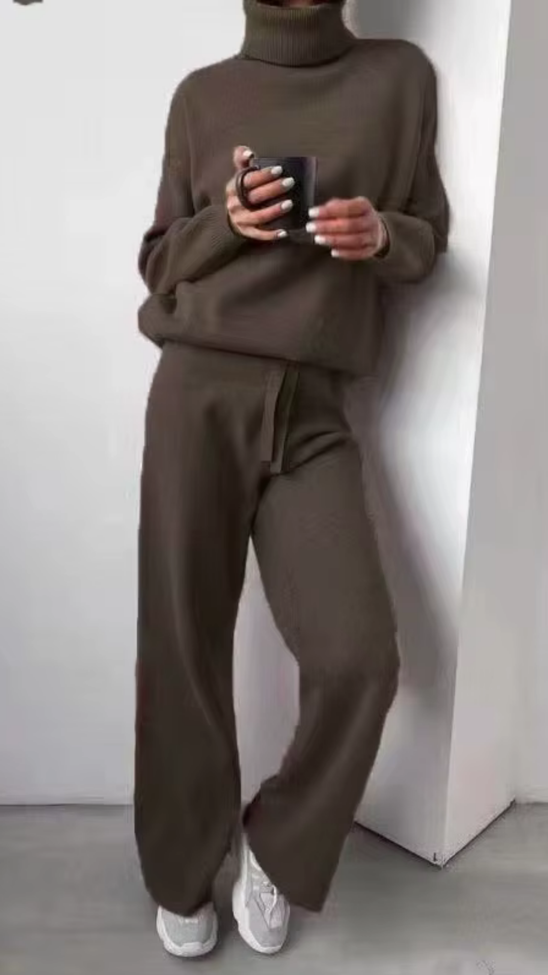 Comfortable Leisure Suit Chic and Comfortable