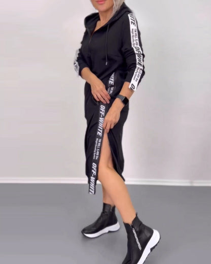 Praktisches Kleid mit Reißverschluss und Kapuze - IdealeKleiden