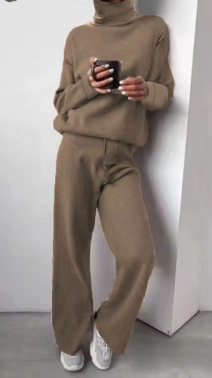 Comfortable Leisure Suit Chic and Comfortable