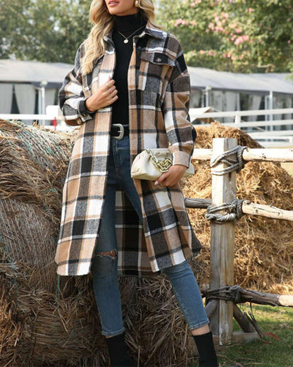 Stylischer Wintermantel mit Knöpfen - IdealeKleiden