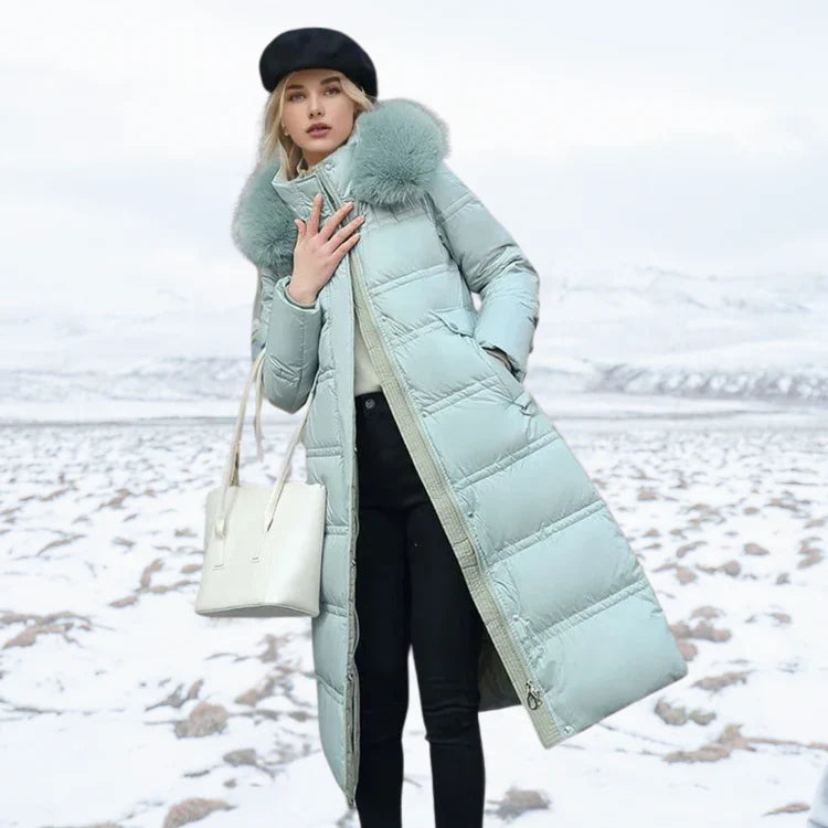 Elegant Women's Winter Jacket Luxury Design