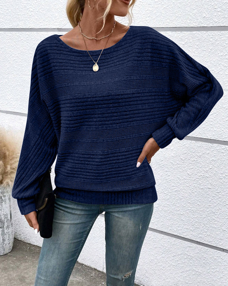 Fashionable Long-Sleeve T-Shirt Round Neck Striped Pattern