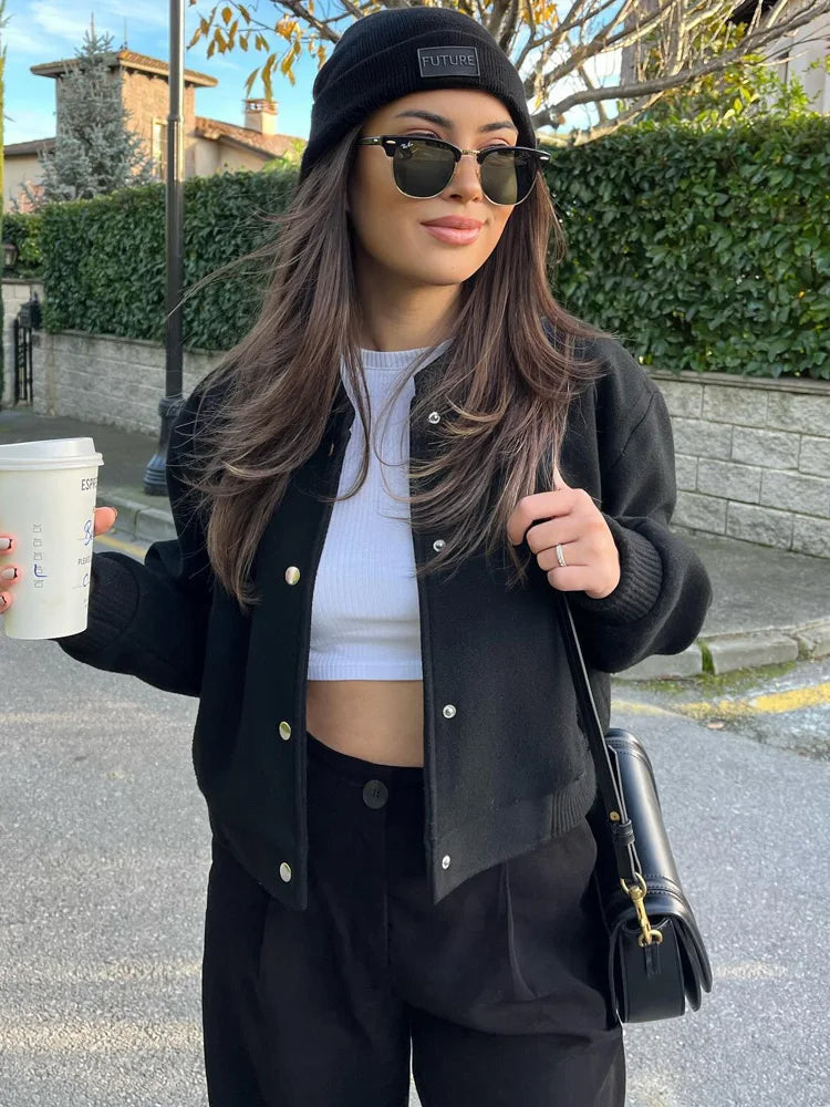 Stylish Women's Cropped Bomber Jacket Model