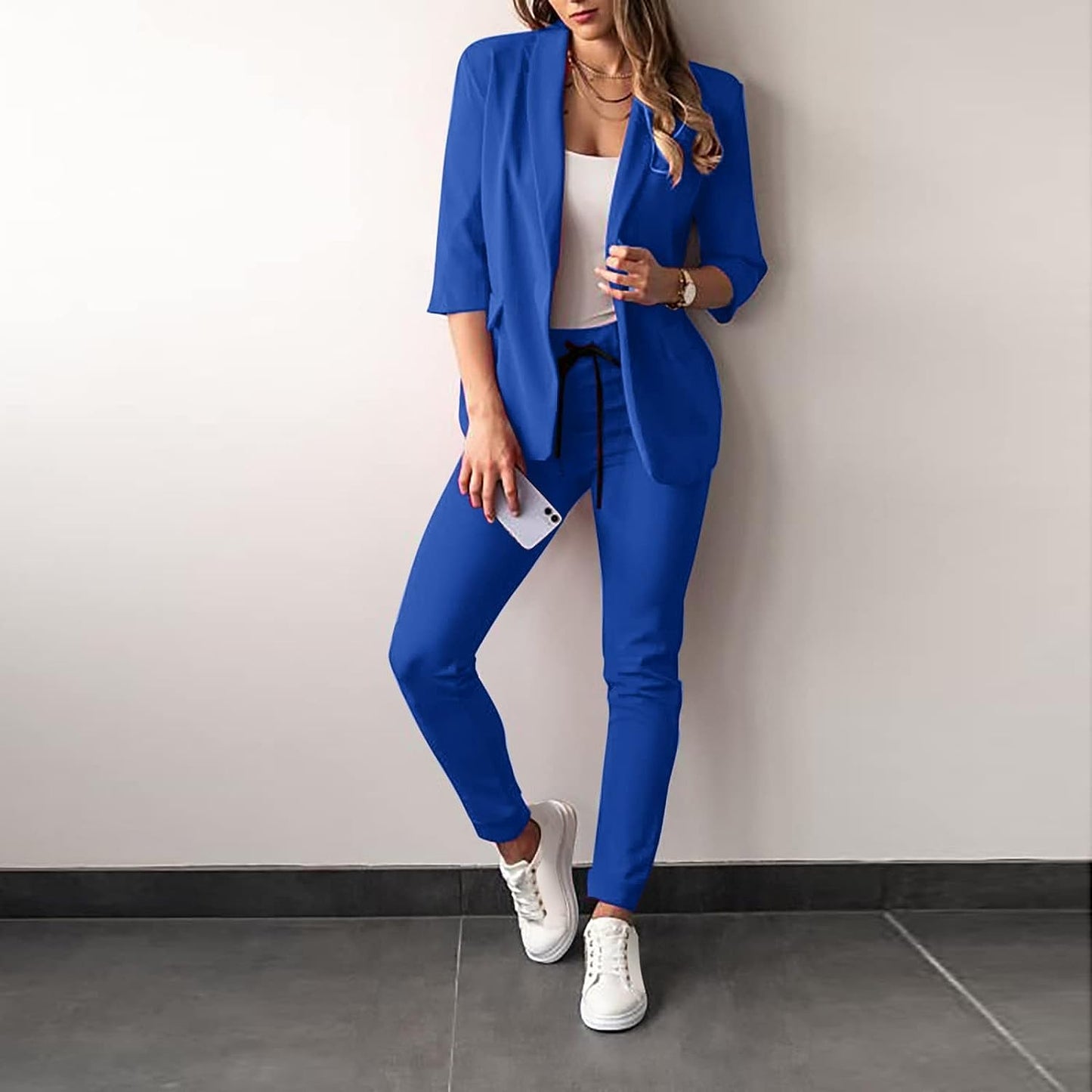 Elegant 2-Piece Women's Suit Blazer and Trousers