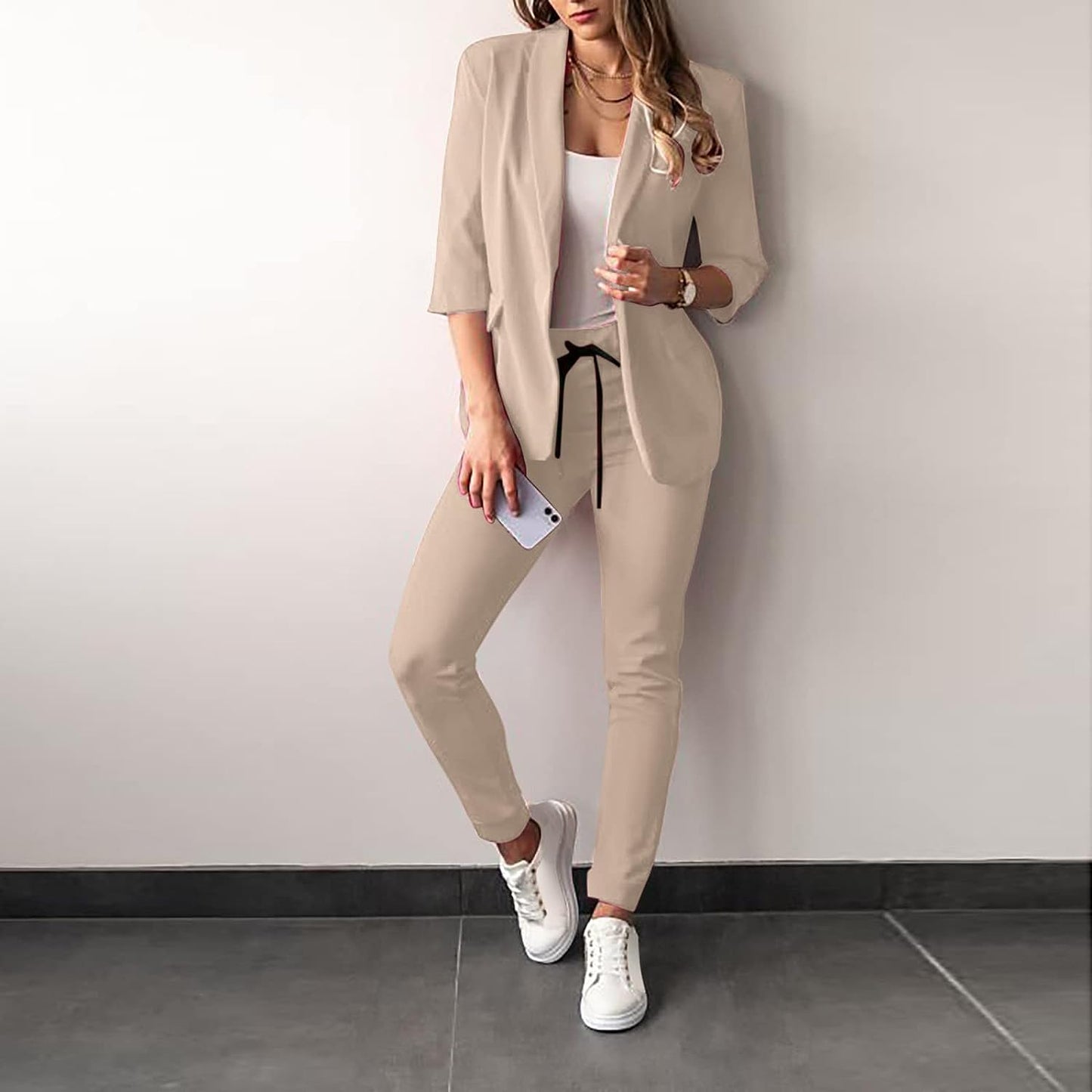 Elegant 2-Piece Women's Suit Blazer and Trousers