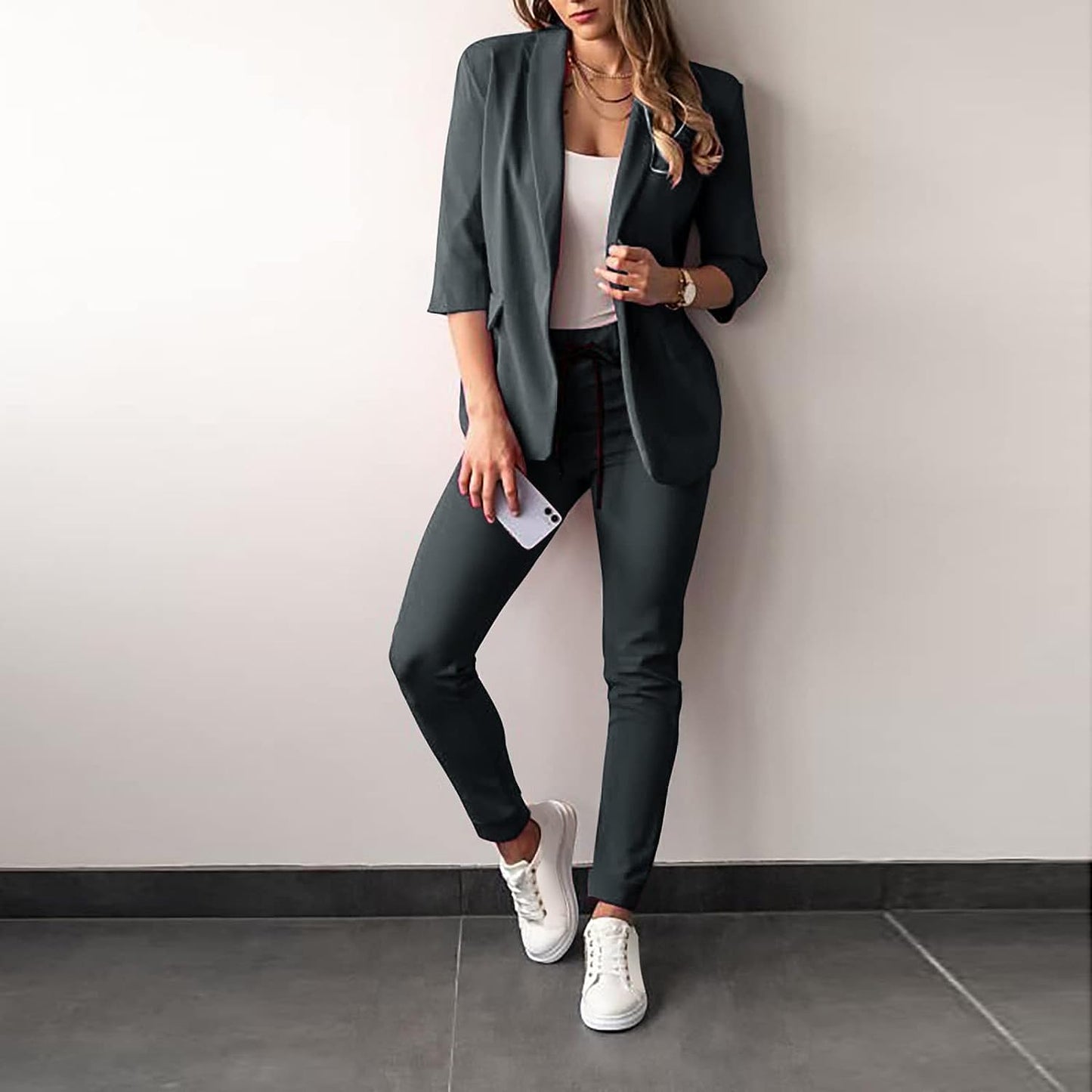Elegant 2-Piece Women's Suit Blazer and Trousers