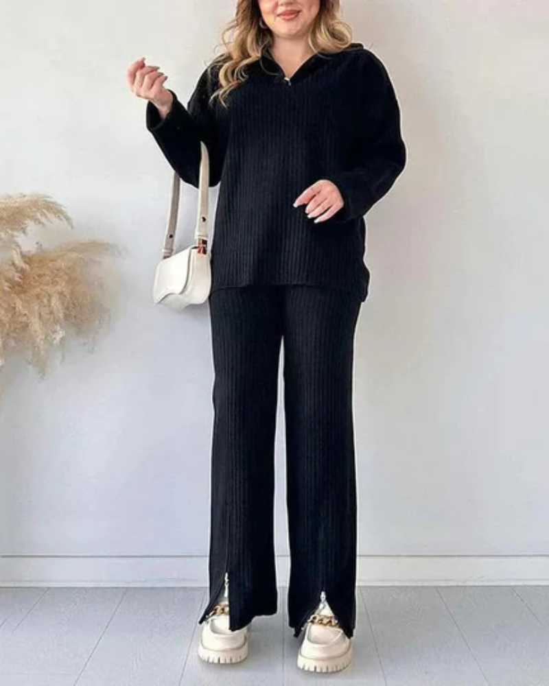 Women's Modern Knitted Set