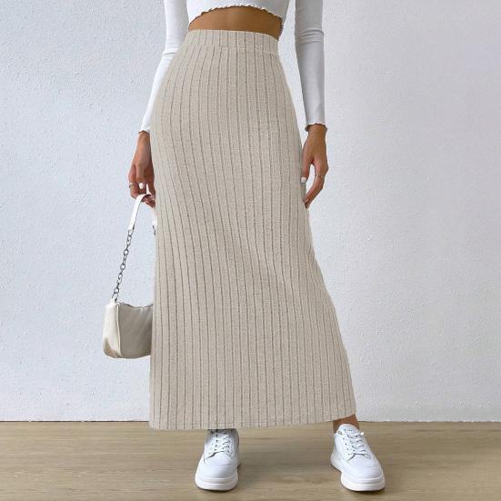 Fashionable Women's Knitted Skirt Trendy