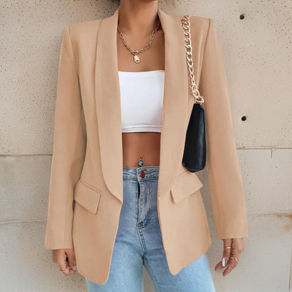 Fashionable women's blazer made of blended fabric