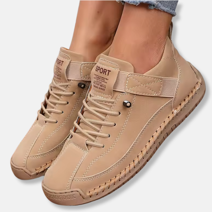 Water-Repellent Boots With Lacing And Non-Slip Sole