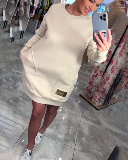 Fashionable long-sleeve sweaters with practical pockets