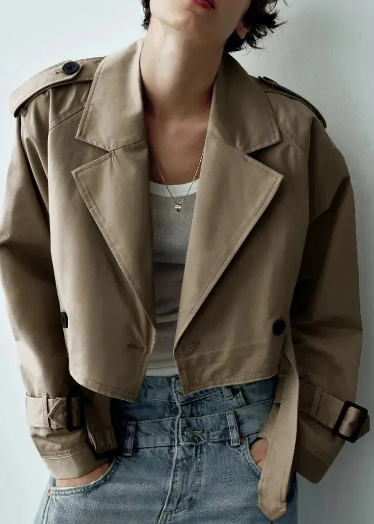 Women's Short Sporty Windbreaker Jacket
