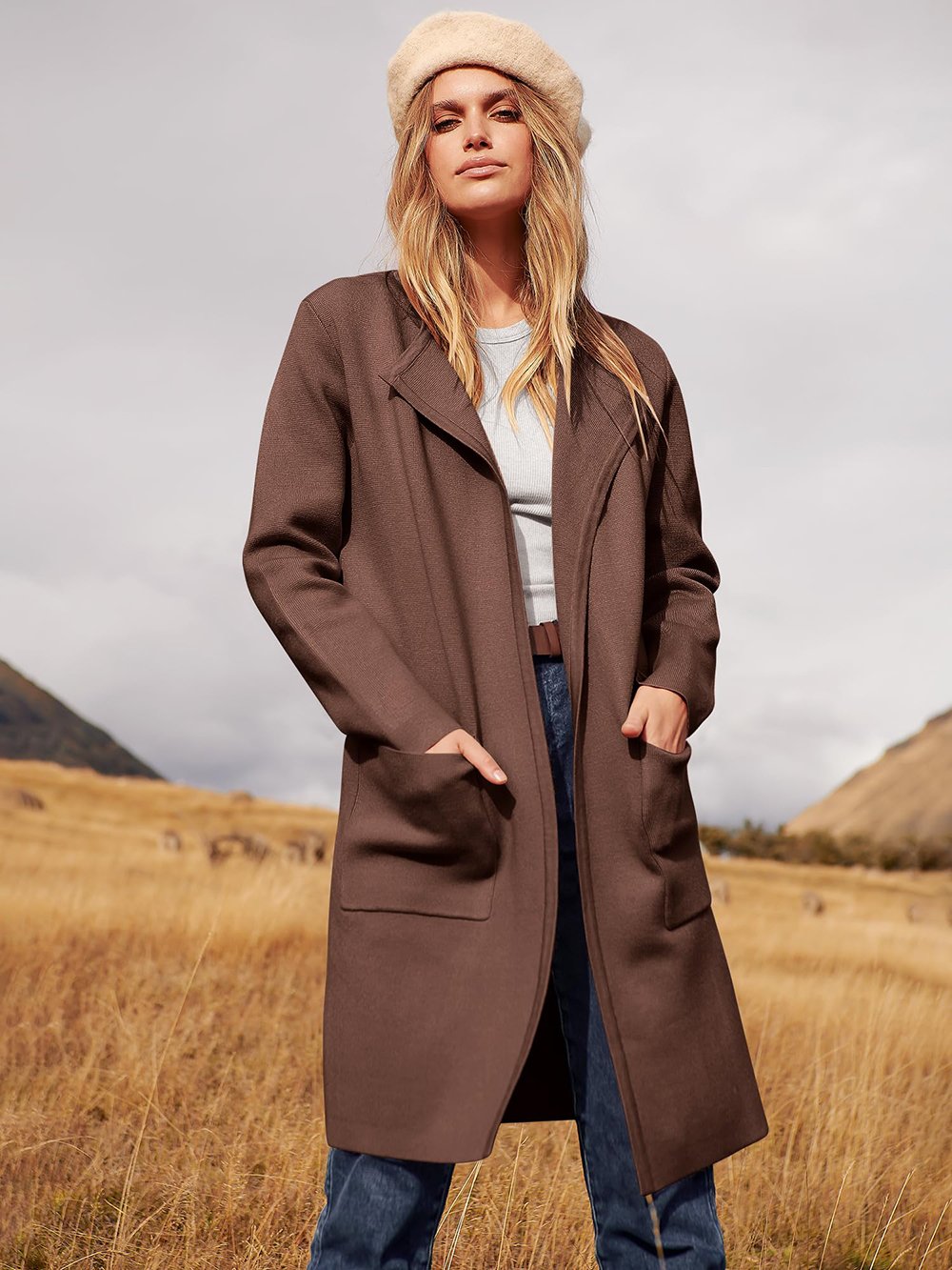 Fashionable Women's Jacket Lapel Style