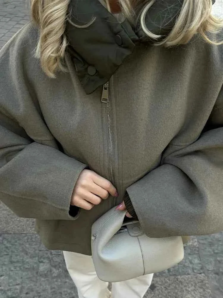 Übergroße Steppjacke Mit Kapuze Bequem - IdealeKleiden