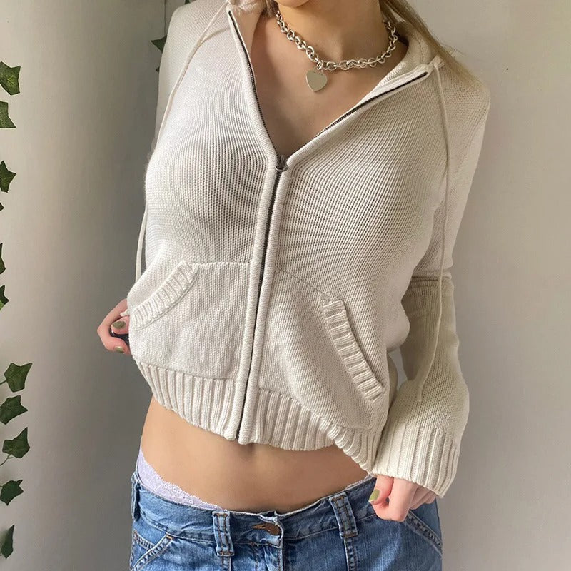 Kuscheliger Kapuzenpulli mit Knöpfen - IdealeKleiden