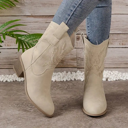 Fashionable Cowboy Boots Western Style
