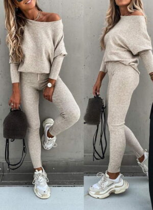 Christmas Outfit | Off-Shoulder Pullover Set for Women with Leggings