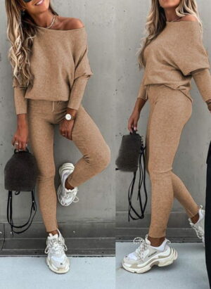 Christmas Outfit | Off-Shoulder Pullover Set for Women with Leggings
