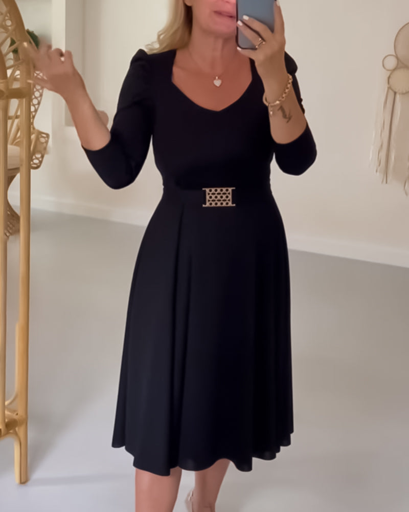 Elegant Women's Skirt With Waist Accentuation