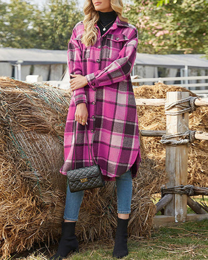 Stylish winter coat with buttons