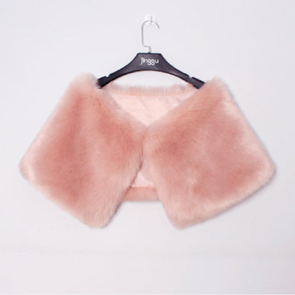 Women's Fur Cape Elegant Soft Voluminous