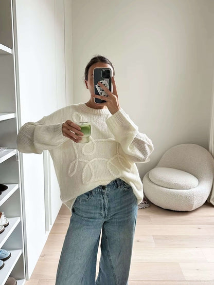 Elegant Oversized Sweatshirt Jacket with Embroidered Design
