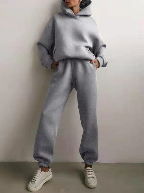 Warmes Winter-Outfit Kapuzenpullover Set