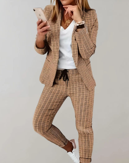 Women's Business Suit Elegant Röder Red