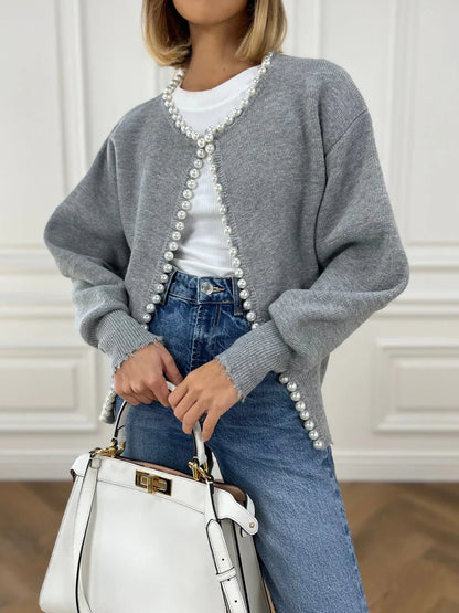 Vivien Strickjacke Damen Perlenschmuck Elegant